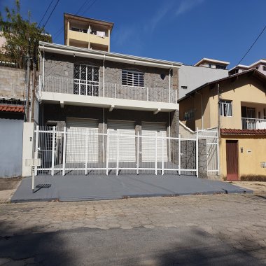 Casa 3 quartos para Venda no bairro Jardim Nova Aparecida em Poços de Caldas
